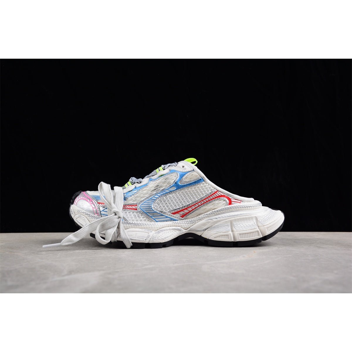 BALENCIAGA 3 - L Mule - Beige Blue - Red Unisex Streetwear Limited Edition - Introducing the BALENCIAGA 3XL Mule x Beige Blue Red, a striking combination of contemporary design