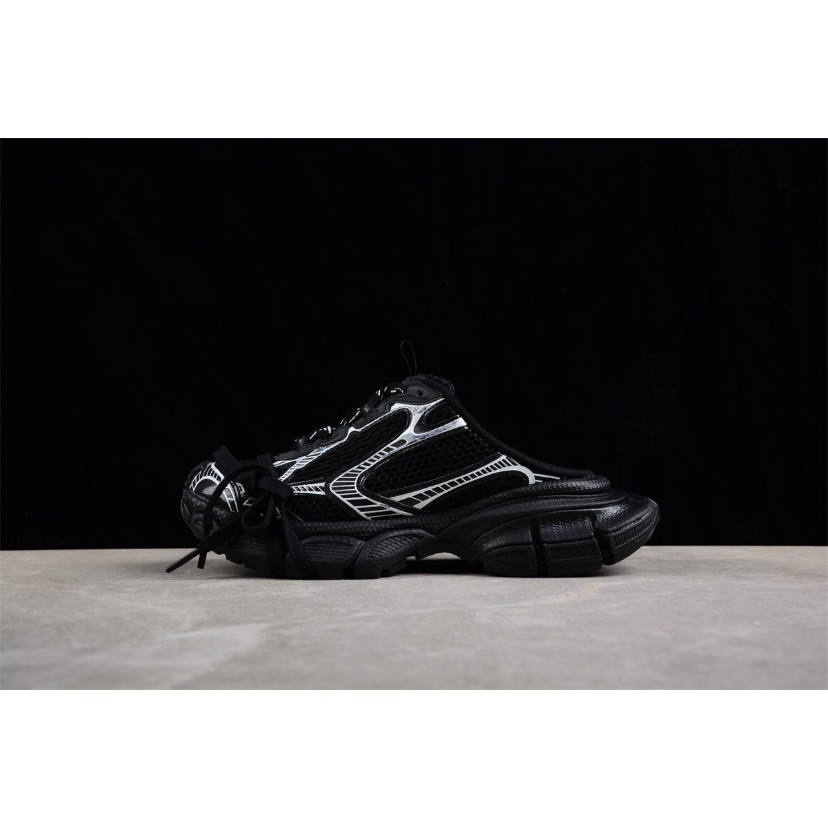 BALENCIAGA 3 - L Mule - White - Black Unisex Streetwear Limited Edition - Introducing the BALENCIAGA 3XL Mule x Black White, a striking blend of contemporary style and