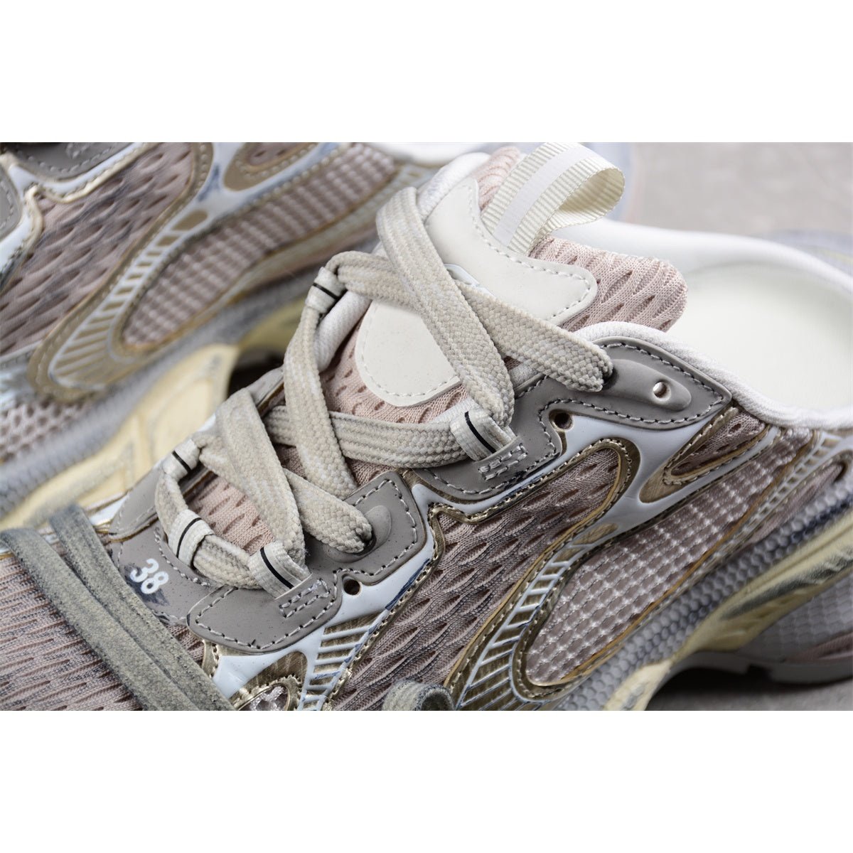 BALENCIAGA 3 - L Mule - Champagne Gold Unisex Streetwear Limited Edition - The Balenciaga 3XL Mule x Champagne Gold embodies opulence and cutting-edge design. Featuring a striking