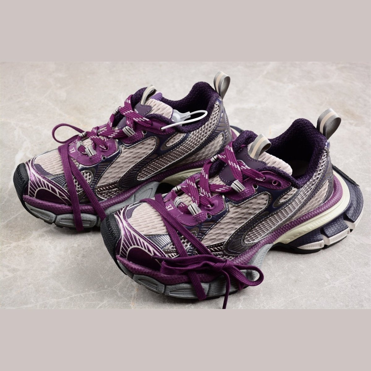 BALENCIAGA 3 - L - Grey Sneakers - Purple Unisex Streetwear Limited Edition - Introducing the BALENCIAGA 3XL x Purple Grey, a stunning blend of contemporary design and luxurious