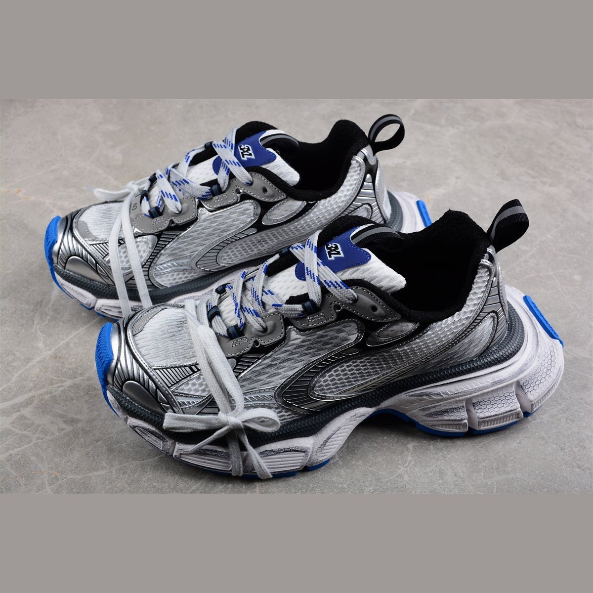 BALENCIAGA 3 - L - Grey Blue Sneakers - White Unisex Streetwear Limited Edition - Introducing the BALENCIAGA 3XL x White Grey Blue, a bold statement in contemporary footwear. These