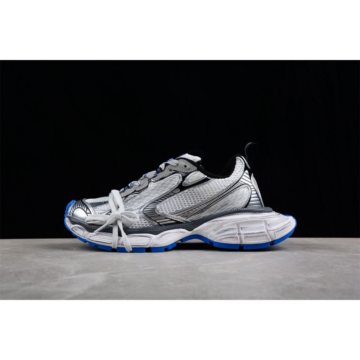 BALENCIAGA 3 - L - Grey Blue Sneakers - White Unisex Streetwear Limited Edition - Introducing the BALENCIAGA 3XL x White Grey Blue, a bold statement in contemporary footwear. These