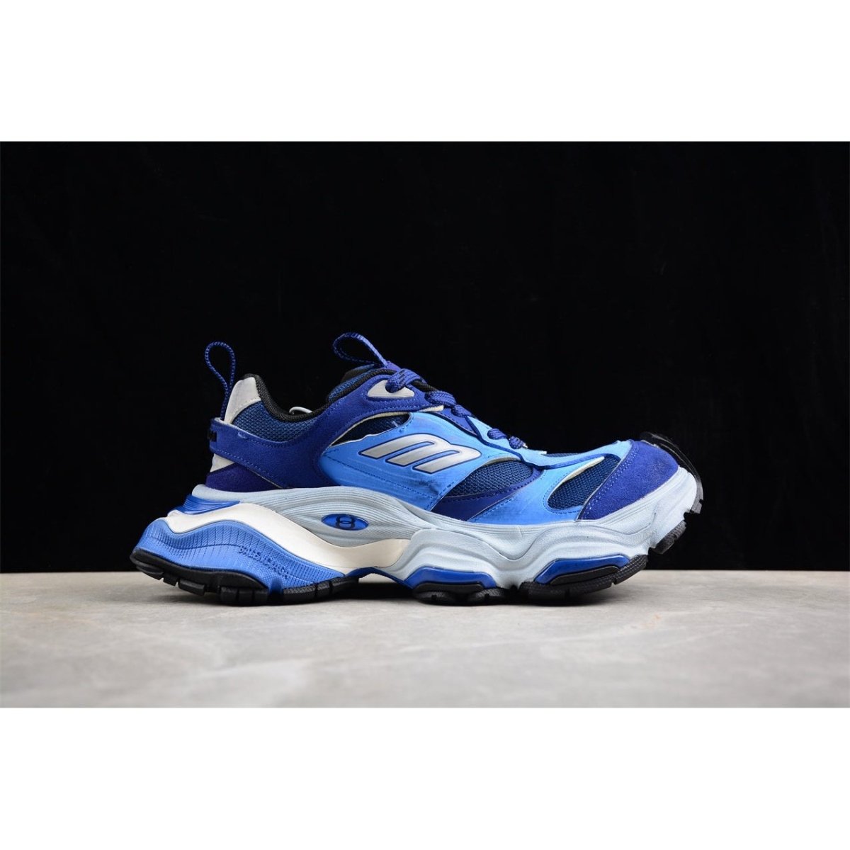 BALENCIAGA Cargo - Dk.blue Sneakers Unisex Streetwear Limited Edition - Introducing the BALENCIAGA Cargo x Dark Blue, a perfect blend of utilitarian design and high