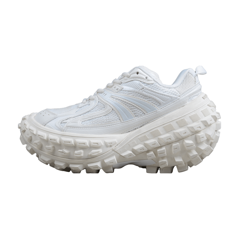 BALENCIAGA Defender - - White Unisex Streetwear Limited Edition - The Balenciaga Defender x White is a sleek iteration of the brand s iconic silhouette, showcasing