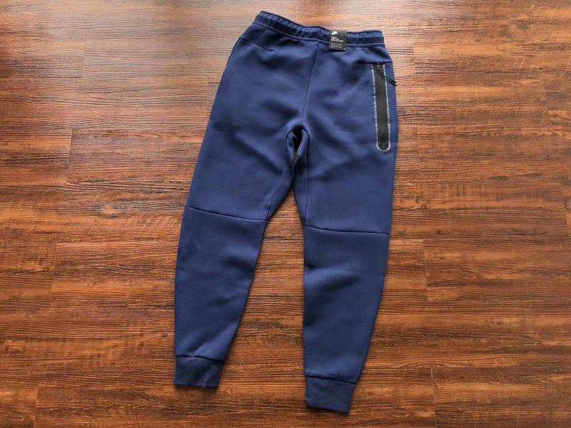 NIKE Tech Fleece Pants - - Navy Unisex Streetwear Limited Edition - The NIKE TECH FLEECE PANTS NAVY - REPLICA bring together modern sportswear technology and sleek