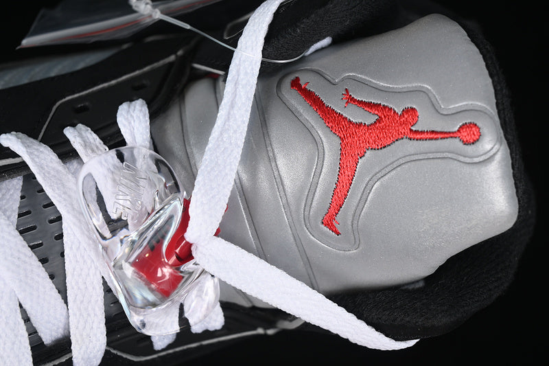 JORDAN Retro 5 - Metallic - Black Unisex Streetwear Limited Edition