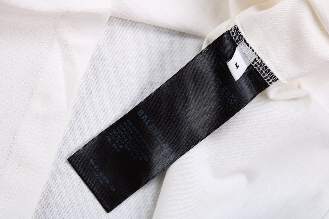 BALENCIAGA - Supreme Red S T-shirt White - Black Unisex Streetwear Limited Edition - The BALENCIAGA x SUPREME RED BLACK S T-SHIRT WHITE - REPLICA is a bold fusion