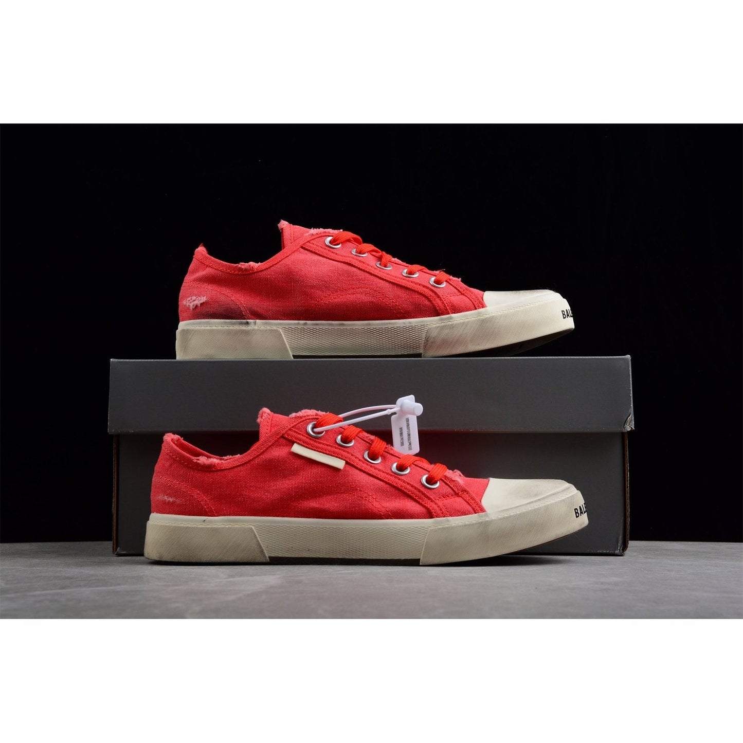 BALENCIAGA Paris Mid Vulc Destr - Sneakers - Red Unisex Streetwear Limited Edition - Introducing the BALENCIAGA Paris Mid Vulc Destr x Red, a striking fusion of bold design