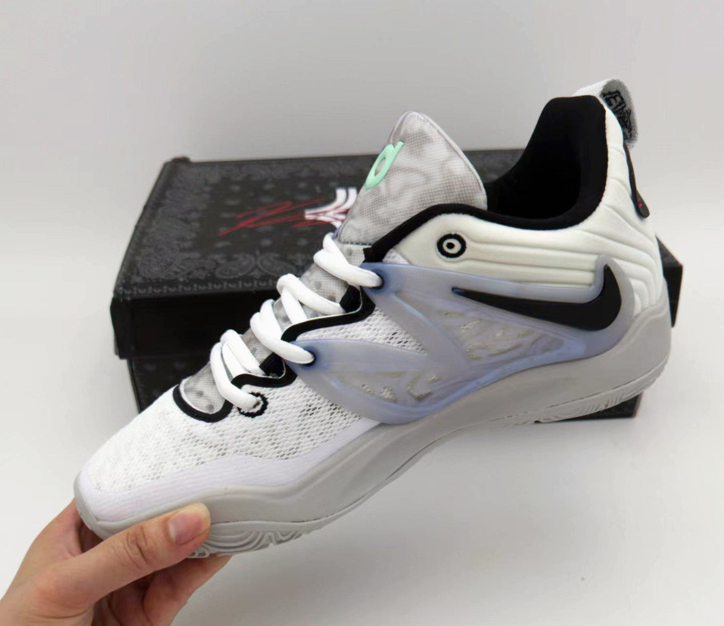 NIKE Kd 15 - Brooklyn Nets Sneakers - Black Unisex Streetwear Limited Edition