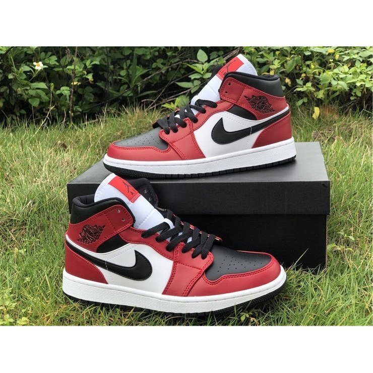 JORDAN 1 Mid - Chicago Toe Sneakers - Black Unisex Streetwear Limited Edition