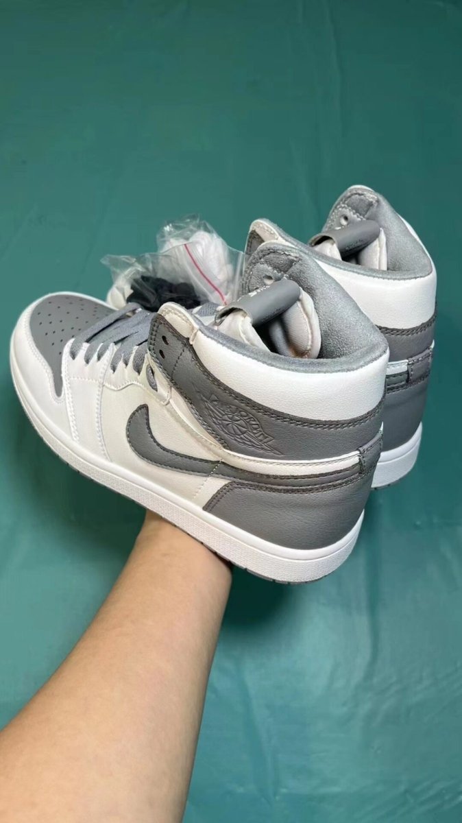 JORDAN 1 Retro High Og Unisex Streetwear Limited Edition