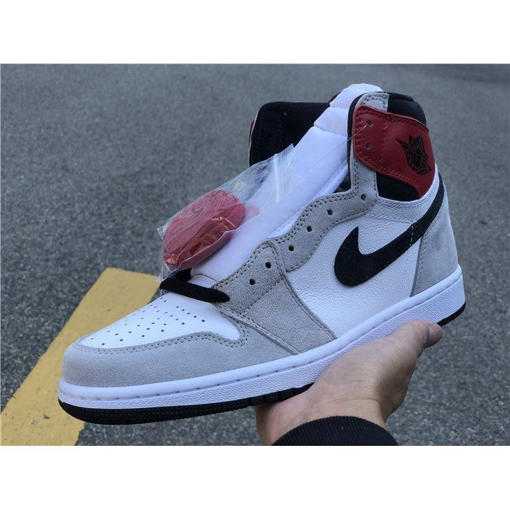 JORDAN 1 Retro High - Light Smoke Sneakers - Grey Unisex Streetwear Limited Edition