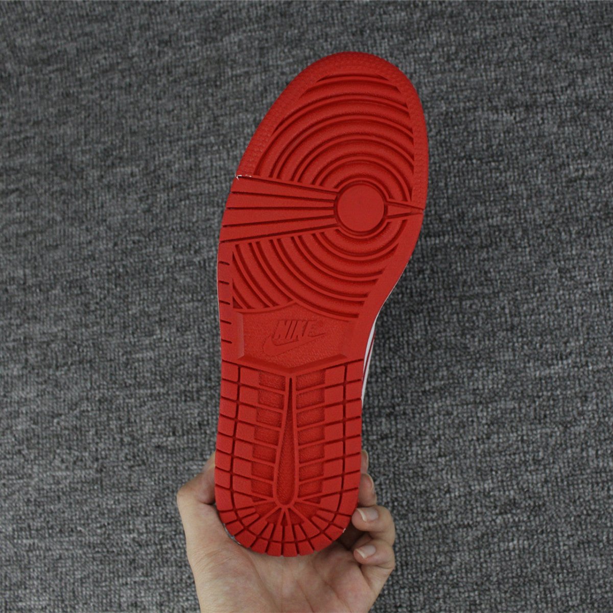 JORDAN 1 Retro Mid - White Gym Red Sneakers - Black Unisex Streetwear Limited Edition