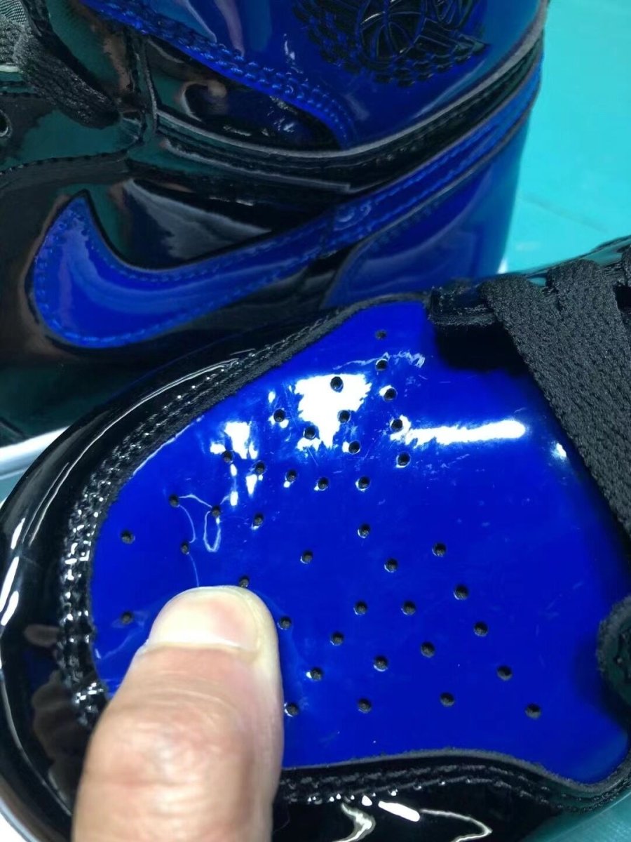 JORDAN 1 Retro - Royal - Black Unisex Streetwear Limited Edition