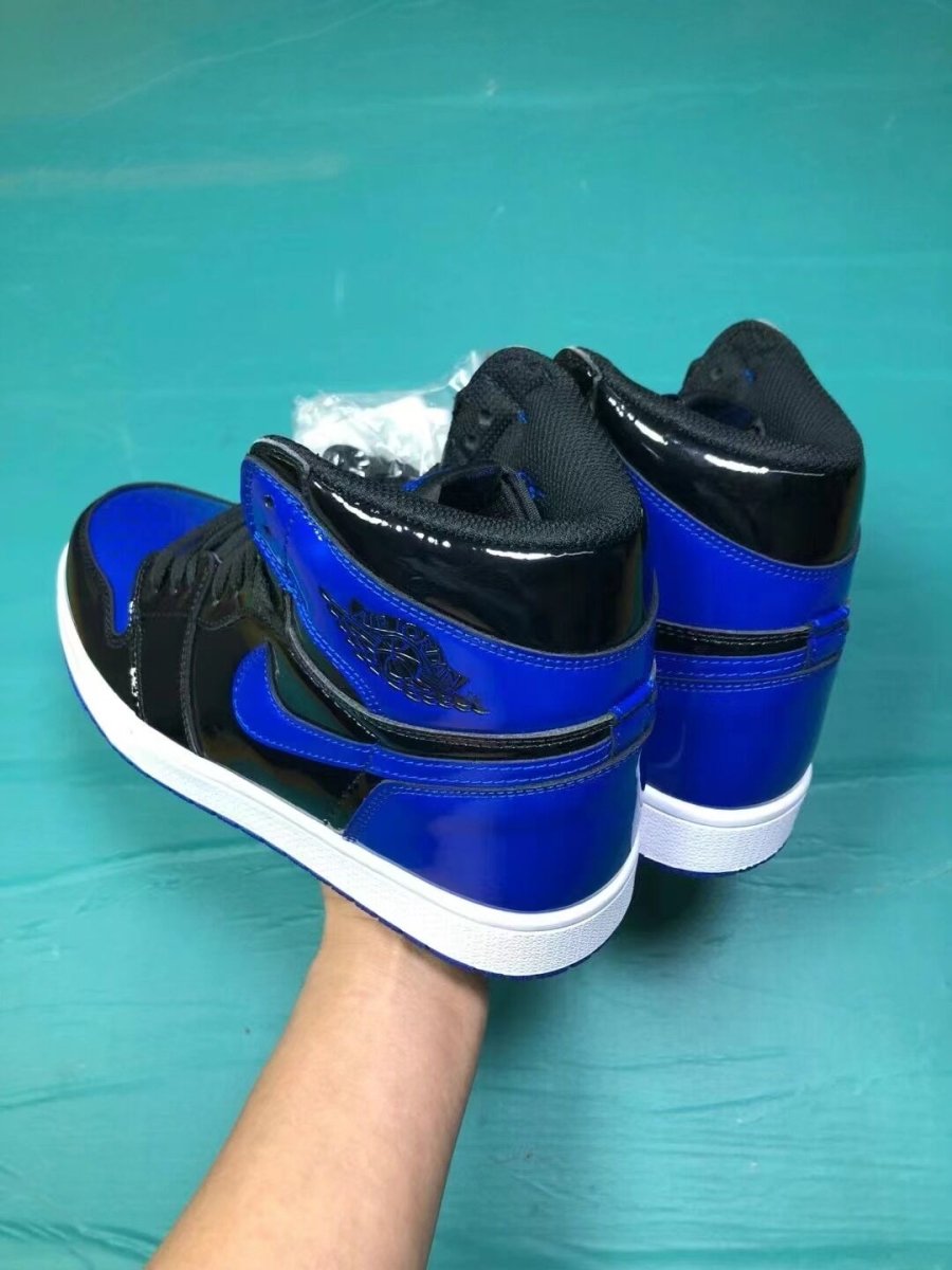 JORDAN 1 Retro - Royal - Black Unisex Streetwear Limited Edition