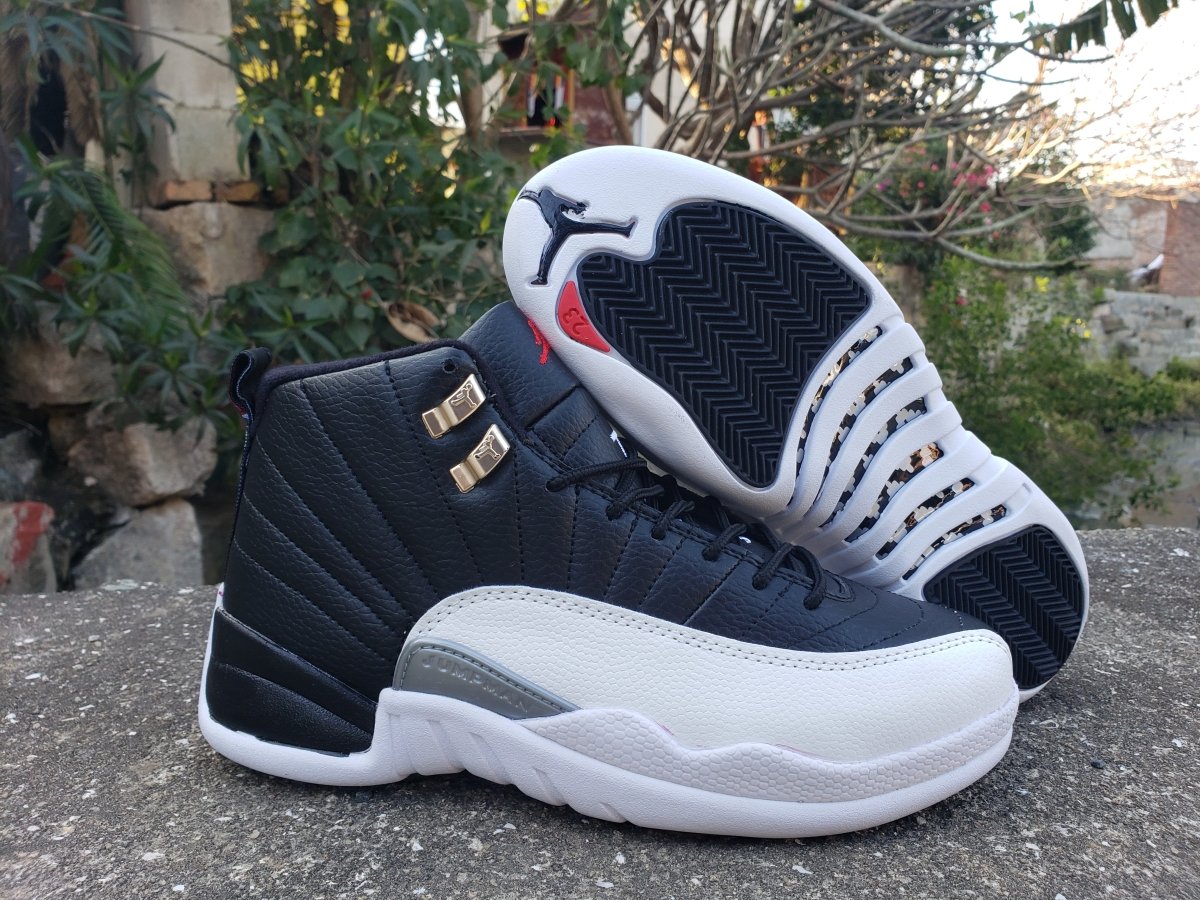 JORDAN 12 Retro - Playoffs Sneakers - Black Unisex Streetwear Limited Edition