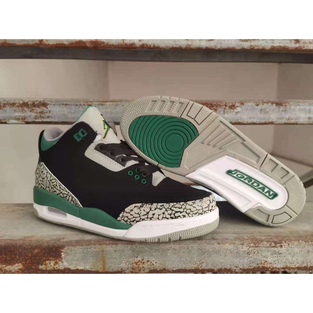 JORDAN 3 Retro - Pine Sneakers - Green Unisex Streetwear Limited Edition