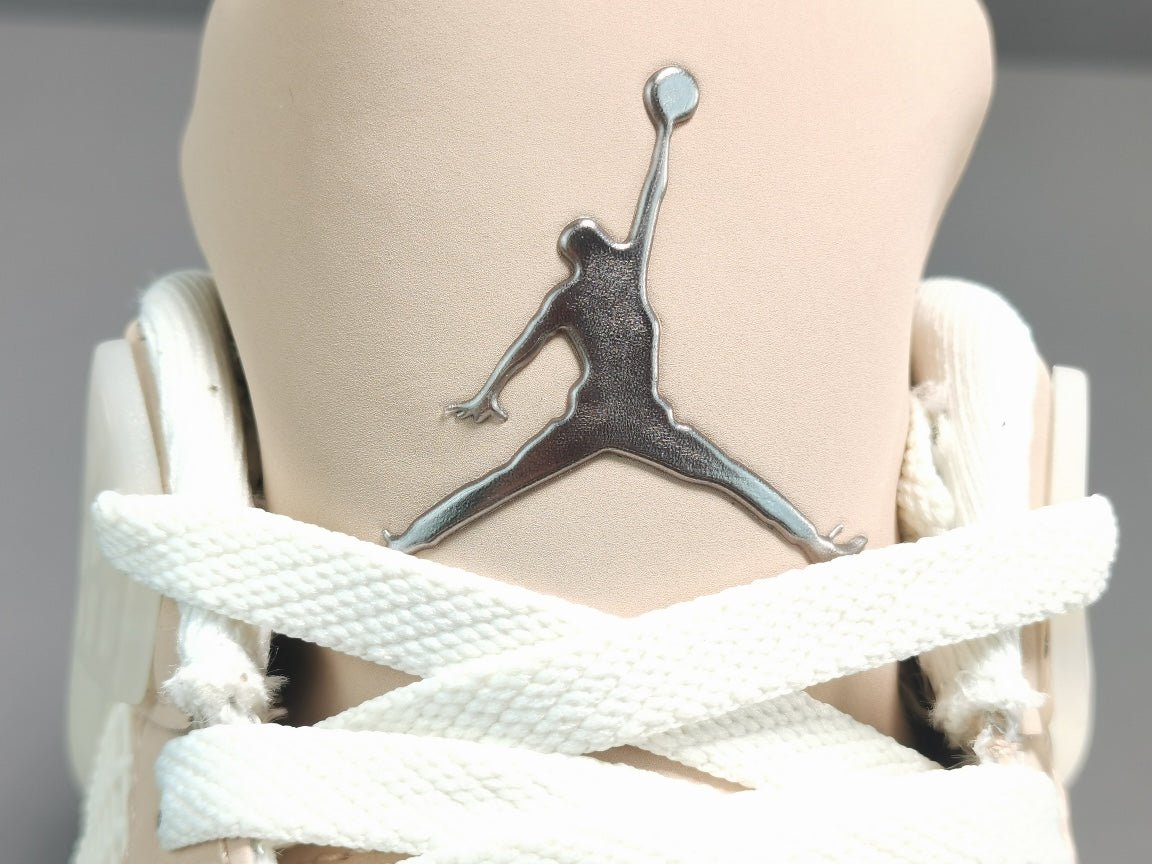 JORDAN 4 - Retro Shimmer Sneakers - Black Unisex Streetwear Limited Edition