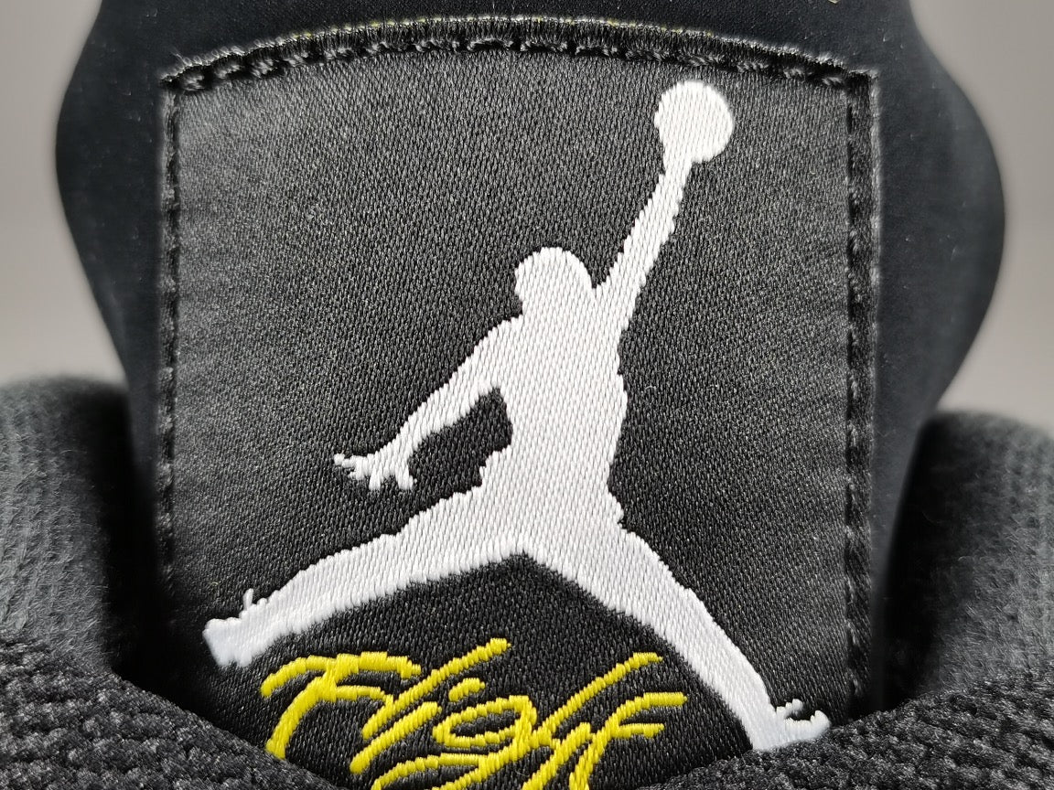 JORDAN 4 - Thunder Sneakers - Black Unisex Streetwear Limited Edition - Introducing the iconic Jordan 4 Thunder, a legendary sneaker that embodies the spirit of greatness
