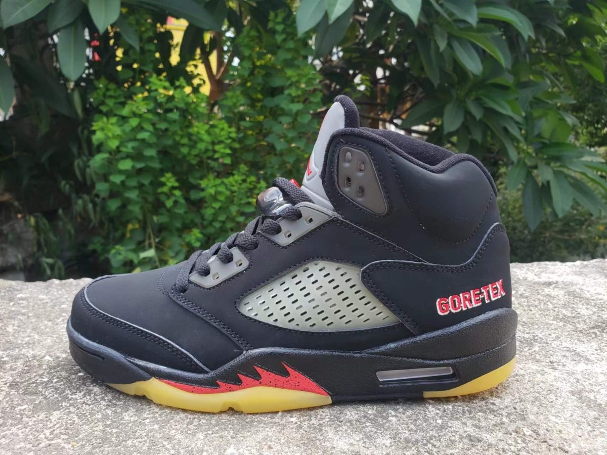 JORDAN 5 Retro - Gore-te - Off-noir Sneakers - Black Unisex Streetwear Limited Edition