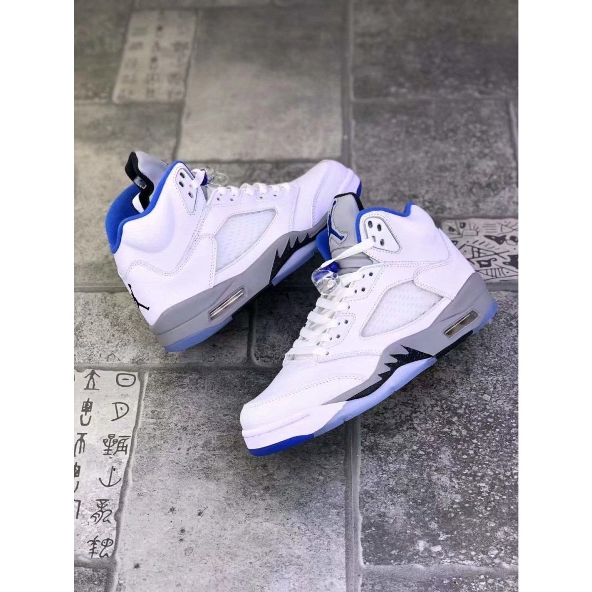 JORDAN 5 Retro - Stealth Sneakers - White Unisex Streetwear Limited Edition
