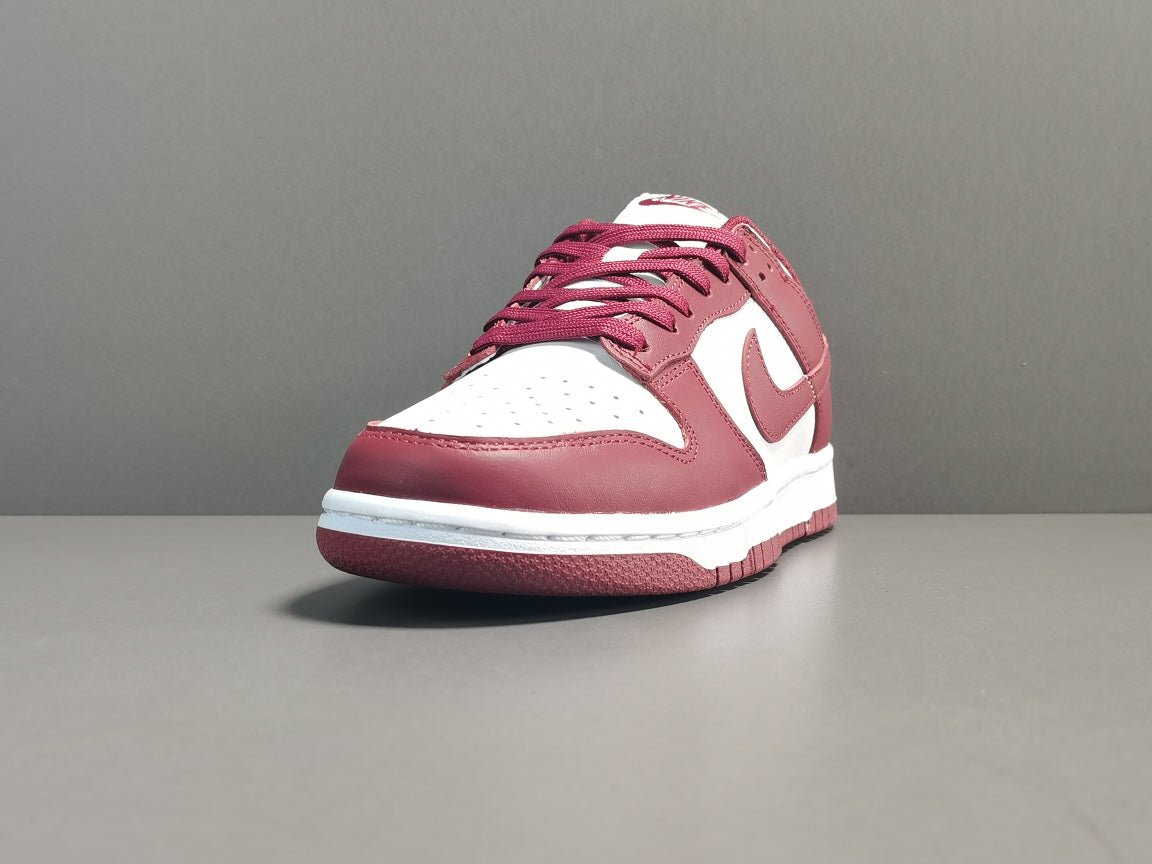 NIKE Dunk - Bordeau - Sneakers - Red Unisex Streetwear Limited Edition