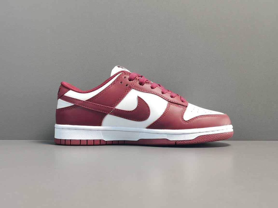 NIKE Dunk - Bordeau - Sneakers - Red Unisex Streetwear Limited Edition