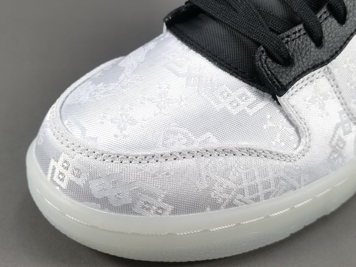 NIKE Dunk - Clot Fragment Sneakers - White Unisex Streetwear Limited Edition - Introducing the Nike Dunk Clot Fragment White - a highly sought-after collaboration that combines the
