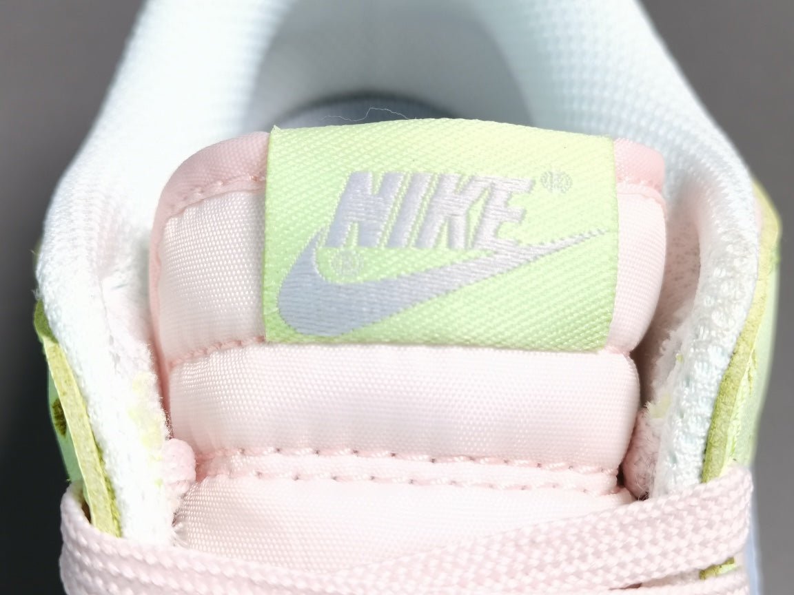 NIKE Dunk - Lime Ice Sneakers - Red Unisex Streetwear Limited Edition