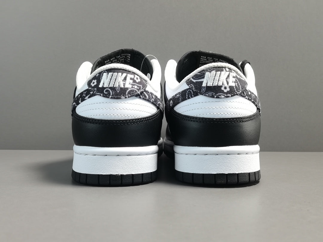 NIKE Dunk - Paisley Pack Sneakers - Black Unisex Streetwear Limited Edition