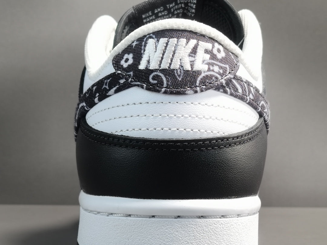 NIKE Dunk - Paisley Pack Sneakers - Black Unisex Streetwear Limited Edition