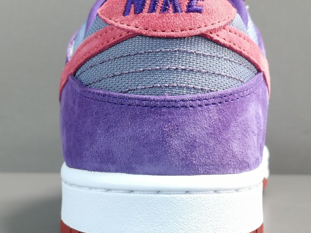 NIKE Dunk - Plum Sneakers - Red Unisex Streetwear Limited Edition