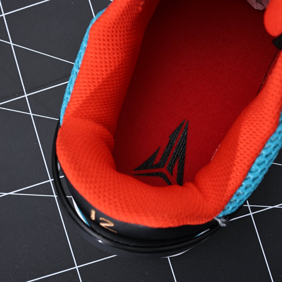 NIKE Ja 1 - Scratch Sneakers - Red Unisex Streetwear Limited Edition