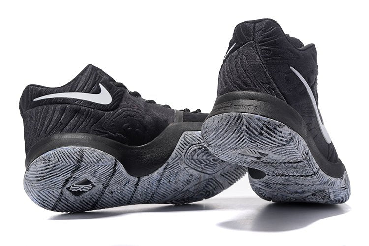 NIKE Kyrie 3 - Bhm Sneakers - Black Unisex Streetwear Limited Edition