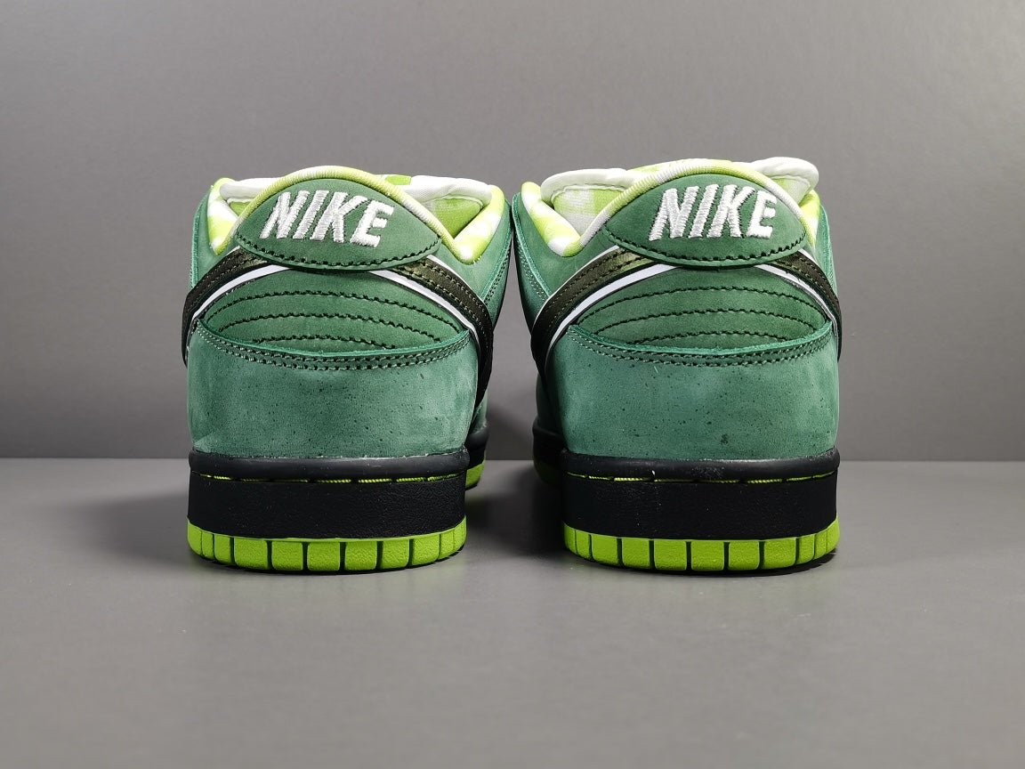 NIKE Sb Dunk - Concepts Lobster Sneakers - Green Unisex Streetwear Limited Edition