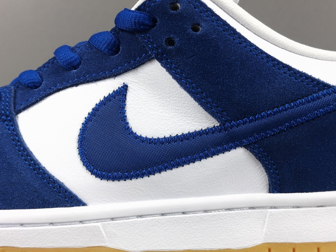NIKE Sb Dunk - Los Angeles Dodgers Sneakers - White Unisex Streetwear Limited Edition