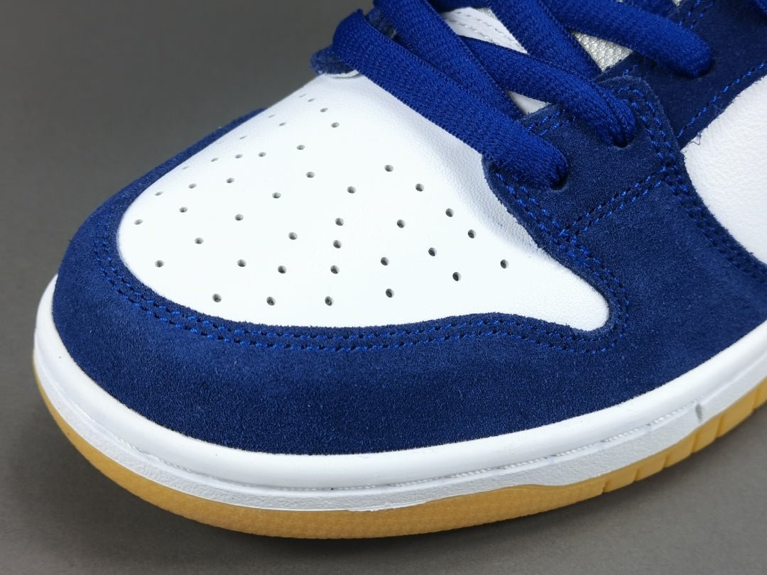 NIKE Sb Dunk - Los Angeles Dodgers Sneakers - White Unisex Streetwear Limited Edition