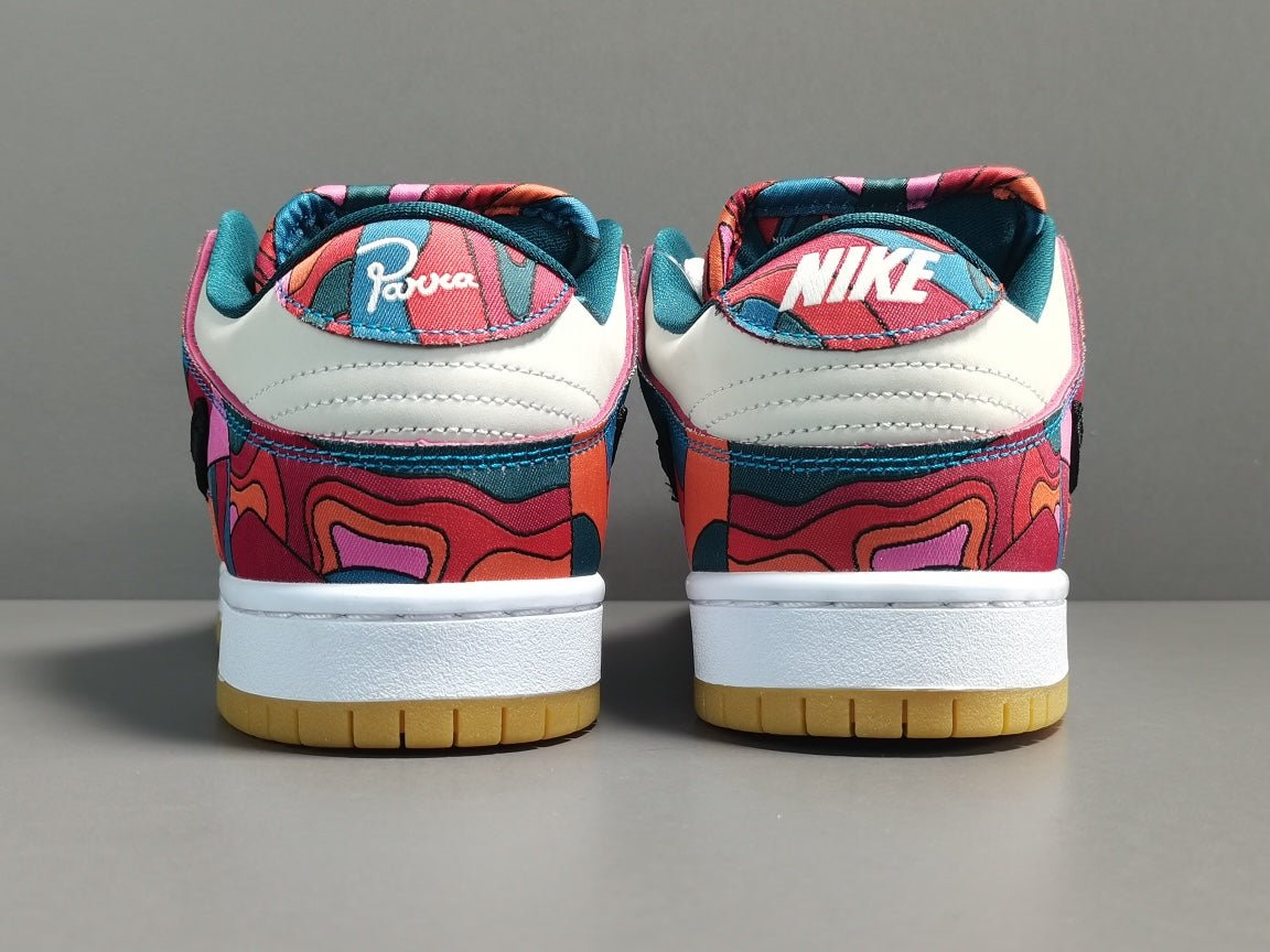 NIKE Sb Dunk - Parra Abstract Art Sneakers - Red Unisex Streetwear Limited Edition