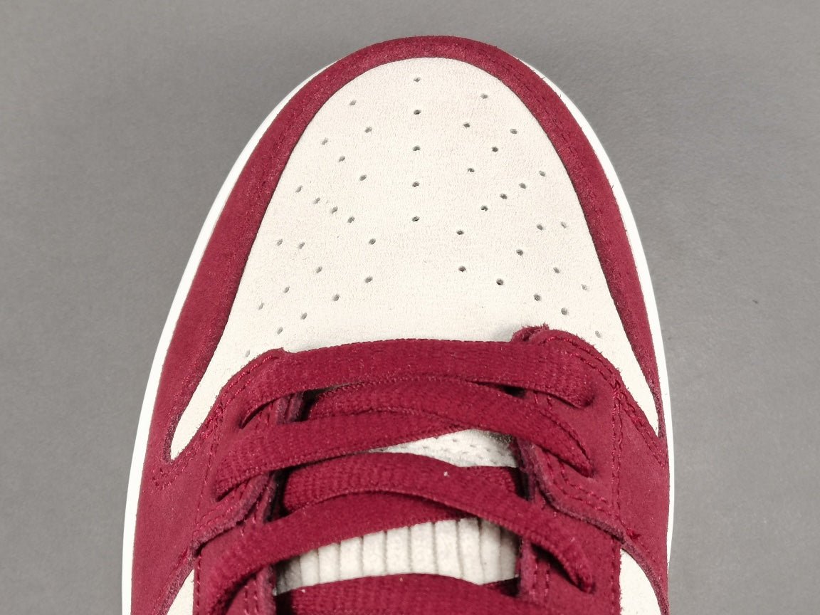 NIKE Sb Dunk - Skate Like A Girl Sneakers - White Unisex Streetwear Limited Edition - Introducing the Nike Dunk SB Skate Like a Girl, a powerful and empowering sneaker that