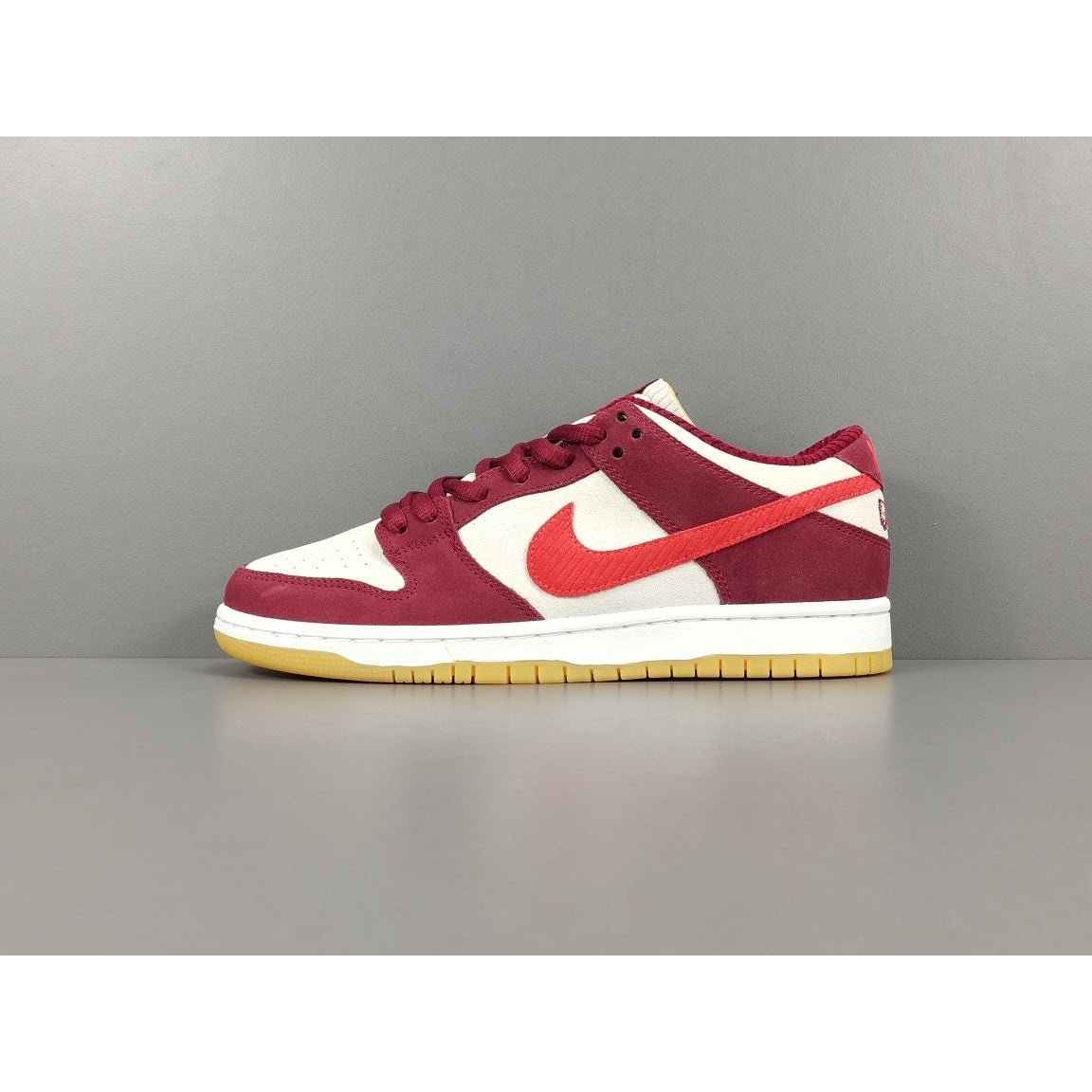 NIKE Sb Dunk - Skate Like A Girl Sneakers - White Unisex Streetwear Limited Edition - Introducing the Nike Dunk SB Skate Like a Girl, a powerful and empowering sneaker that