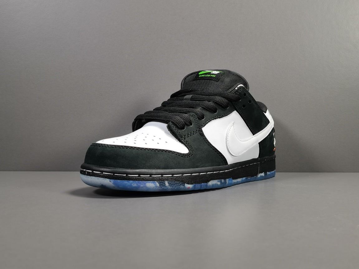 NIKE Sb Dunk - Staple Panda Pigeon Sneakers - Black Unisex Streetwear Limited Edition