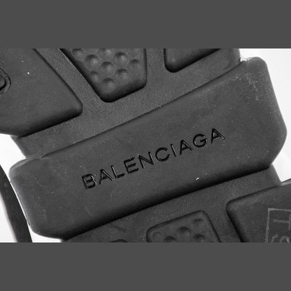 BALENCIAGA Speed Trainer - White - Black Unisex Streetwear Limited Edition - The Balenciaga Speed Trainer x Black White Black edition presents a striking monochromatic design that