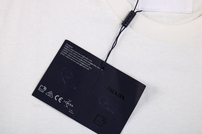Prada Milano T-shirt (white) Unisex Streetwear Limited Edition - <span>Elegant white t-shirt featuring the Prada Milano logo on the chest. Crafted from premium cotton