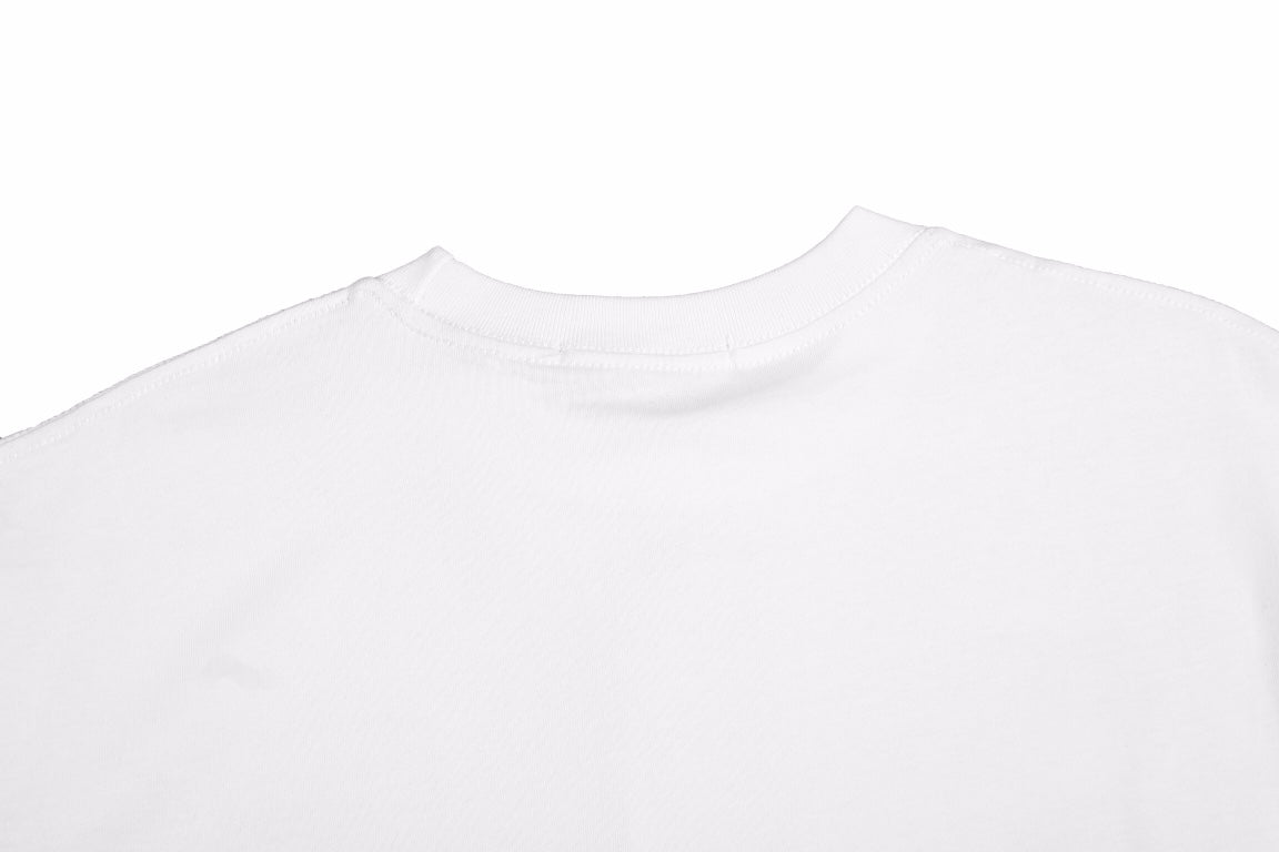 Gucci Graphic Logo T-shirt - Black Unisex Streetwear Limited Edition - <p dir='ltr'><span>This Gucci t-shirt features a bold graphic logo design. The white shirt displays