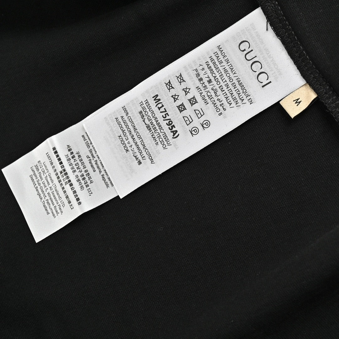 Camiseta gráfica Gucci 1921