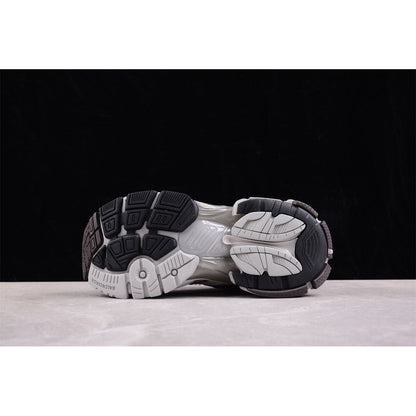 BALENCIAGA Runner - Taupe Mi - Sneakers - Red Unisex Streetwear Limited Edition - Introducing the BALENCIAGA Runner in Taupe Mix, a sophisticated fusion of style and performance. These