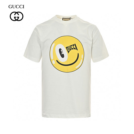 Gucci Smiley Face T-shirt - Yellow Unisex Streetwear Limited Edition - <span>This Gucci t-shirt features a playful design with a large yellow smiley face graphic on