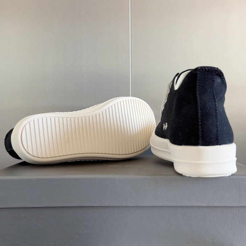 Rick Owens Canvas Low-top Sneakers - Black Unisex Streetwear Limited Edition - **Rick Owens Black Canvas Low-Top Sneakers: Modern Minimalism with Superior Craftsmanship** Introducing the Rick Owens