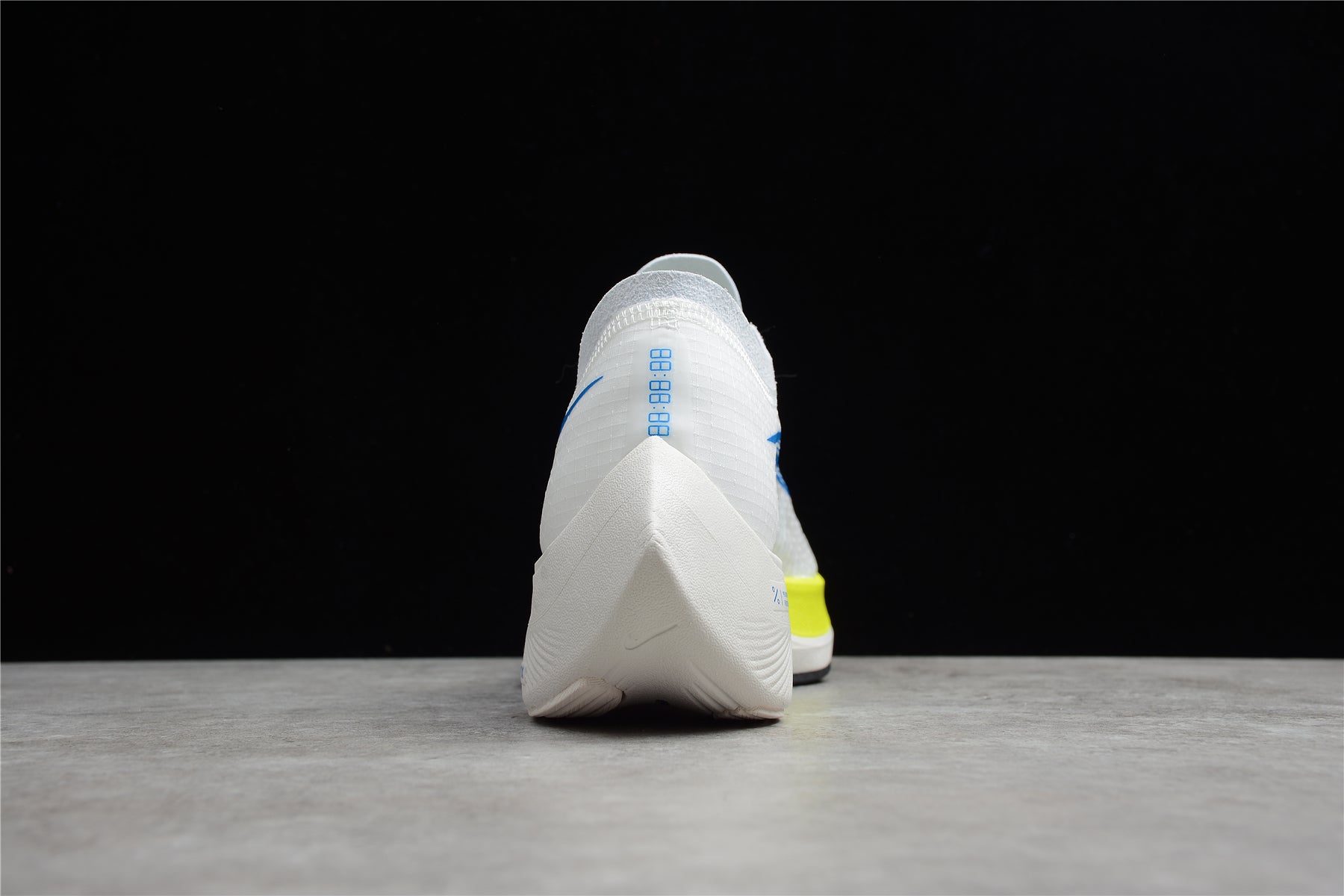 Zoom - Vaporfly Ne - T% 2 White blue And Yellow Unisex Streetwear Limited Edition - ### Nike ZoomX Vaporfly NEXT% 2 The Nike ZoomX Vaporfly NEXT% 2 is a top-of-the-line