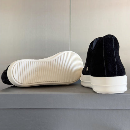 Rick Owens Suede Low-top Sneakers - Black Unisex Streetwear Limited Edition - **Rick Owens Black Low-Top Sneakers: Timeless Elegance and Modern Craftsmanship** Introducing the Rick Owens Black